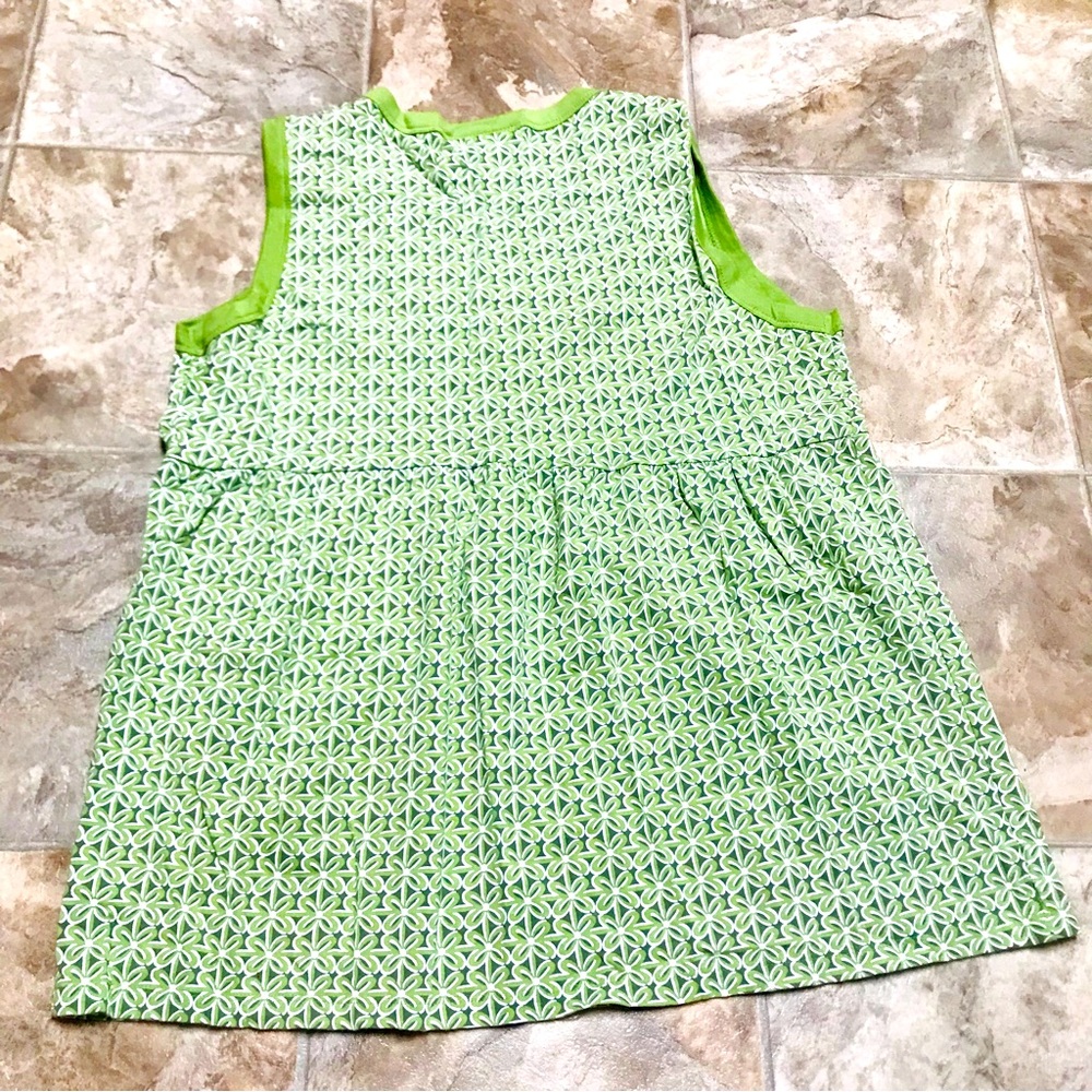 Style & Co. green flower tank top size large - Picture 4 of 4